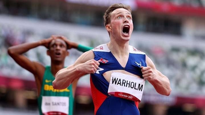 Warholm: Oro y récord del mundo en 400 con vallas